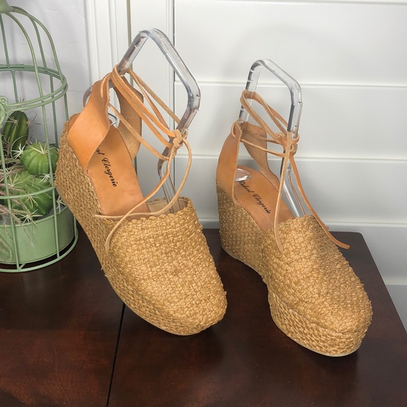 Robert Clergerie Shoes - Robert Clergerie Raffia Ankle Wrap Wedge Size 9
